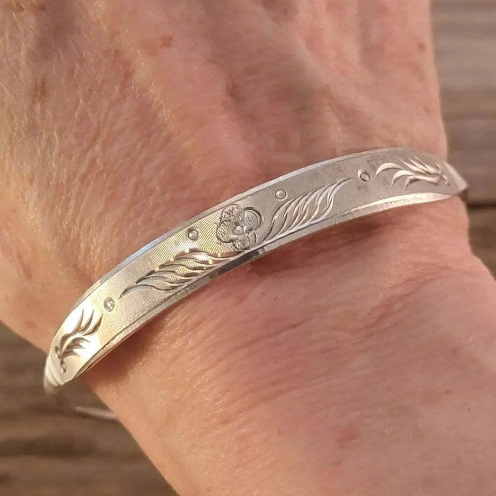 Vintage Engraved Flower Texture Sterling Expandable Bangle Bracelet